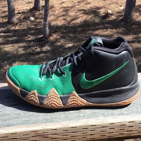 Nike Kyrie 4 - Picture 2 of 3